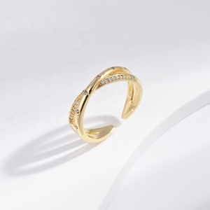 Bague personnalisée en argent sterling 925 pour femme, style hip-hop, délicate, empilable, avec croix en zircon, plaquée or 14k 18k, collection 2026 - Product Image 1