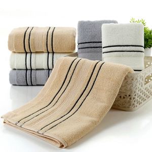 Serviette de bain élégante en coton rayé, douce et absorbante, idéale pour la maison, la broderie en supermarché et les cadeaux hôteliers - Product Image 3