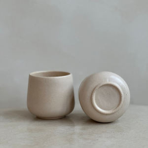 Squisita tazza di <span class=keywords><strong>caffè</strong></span> in ceramica <span class=keywords><strong>senza</strong></span> manico Japandi tazza di porcellana acqua piccola tazza di tè pomeridiana - Product Image 1