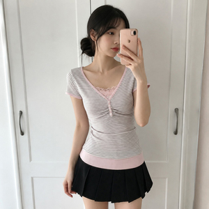 เสื้อยืดลายทางแบบสองในหนึ่งของผู้หญิงเสื้อแขนสั้นลำลองทรงสลิมฟิตมีกระดุมด้านหน้า - Product Image 3