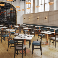 Meubles de café, de restaurant et de salon modernes, canapé en cuir gris en forme de L, tables carrées en marbre et ensemble de chaises en bois