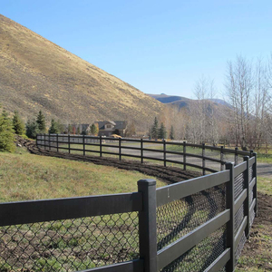 รั้วม้าพีวีซีสีดำ<span class=keywords><strong>3</strong></span>รางสำหรับสวนกลางแจ้งและฟาร์มควบคุมรั้วม้าพีวีซีสีดำ - Product Image 5