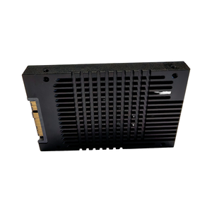 Hard Drive NVMe Enterprise U2 yang Diproses dengan Mesin CNC yang Tahan Lama, Konstruksi Paduan Aluminium Berkinerja Tinggi, Tahan Suhu Ekstrem - Product Image 3