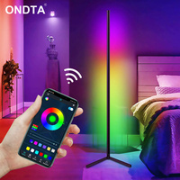 Lampu LED Kendali Jarak Jauh, Dekorasi Modern Nordic, Lampu Lantai Sudut Tripod RGB untuk Ruang Tamu