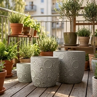 Pots de fleurs modernes en céramique personnalisables, durables et émaillés pour l'intérieur et l'extérieur, pour la maison, le jardin et les centres commerciaux