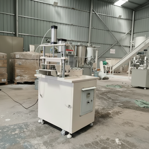 Unidad de fabricación de jabón de 1 pieza hecha a mano para adultos - Product Image 1