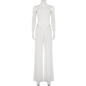 Conjunto casual de dos piezas: top corto tipo camisola con detalle de lazo estilo informal y pantalones rectos sueltos con cintura baja y ribete de encaje. - Product Image 6