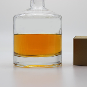 Stockage Vide 250ml Whisky Gin Tequila Liqueur Bouteille De Qualité Alimentaire Logo Personnalisé Vodka Rhum <span class=keywords><strong>Alcool</strong></span> Spiritueux Bouteille En Verre - Product Image 5