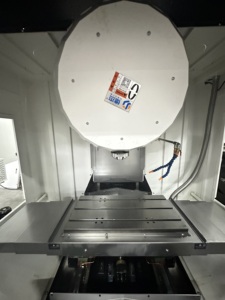 Centre d'usinage automatique T600L avec changeur d'outils, broche 12000 tr/min et traversée rapide 48 m/min pour pièces en acier et quincaillerie - Product Image 2