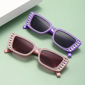 2023 Neue quadratische Diamant-Sonnenbrille mit kleinem Rahmen Ins Fashion Vielseitige Sonnenschutz-Strand-Sonnenbrille
