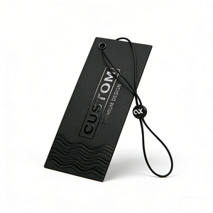 Etiquetas de Ropa Personalizadas con Logotipo 3D, en Forma Rectangular, Corte Láser, Material No Tejido, con Relieve - Product Image 2