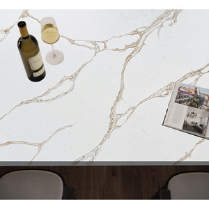 Nuova Collezione di <span class=keywords><strong>Lastre</strong></span> in Quarzo Calacatta Gold per Decorazione Murale, Top Cucina e Tavoli da <span class=keywords><strong>Giardino</strong></span>, Spessore 3cm - Product Image 5