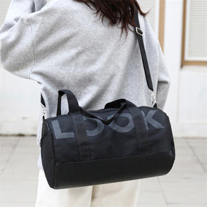 Sac de voyage pour femme Look Fashion, en tissu Oxford noir, résistant à l'eau, pour la gym, le yoga, usage quotidien, été 2025 - Product Image 1