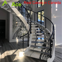Projets de Villa courbé/arqué double faisceau escalier avec LED escalier léger semelle en bois massif