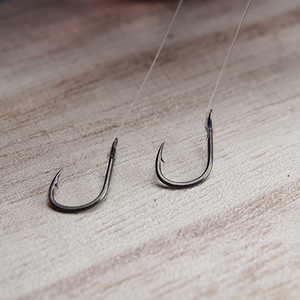 ชุดเบ็ดตกปลา Aohu Ise-Nishi แบบผูกสำเร็จพร้อมสายลีดเดอร์ เบ็ดคู่ สำหรับตกปลาคาร์พ ตกปลาทะเล ตกปลาหิน  แบบหลายเบ็ด 20 ชิ้น - Product Image 3