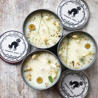 Bougie parfumée artisanale en cire de soja, avec fleurs séchées et cristaux naturels, pour la décoration de la maison pendant les fêtes