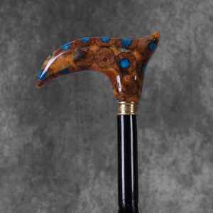 ไม้เท้าเดินทำจากเรซิ่นและไม้ ผสมผสานความสะดวกสบาย ความปลอดภัย และสไตล์ เหมาะสำหรับการเดินทั้งในร่มและกลางแจ้ง - Product Image 6