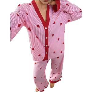 Ensemble de pyjama personnalisé pour femme à rayures et imprimé cœur, manches longues, vêtements de nuit doux, chemise boutonnée à col en V et pantalon, tenue décontractée - Product Image 4