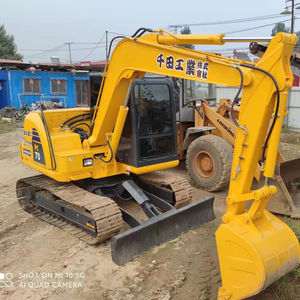 Excelente Excavadora Usada Komatsu Pc70-8, Componentes del Motor, Modelo 2022, Peso Operativo de 7800 kg, Capacidad del Cucharón de 0.23 m - Product Image 1