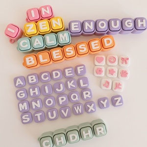 Porte-clés personnalisé imprimé en 3D avec nom, interrupteur mécanique intégré, jouet anti-stress DIY en forme de lettre, cadeau - Product Image 5