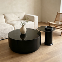 Ensemble de tables basses gigognes de luxe style ferme, en verre trempé noir brillant et métal, avec piédestal cylindrique robuste, table d'appoint décorative pour la maison