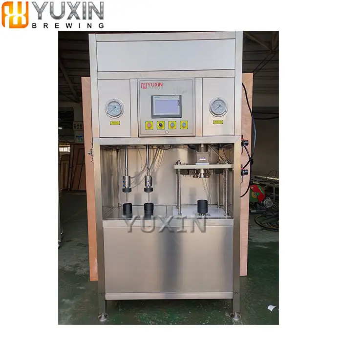 mini capacity beer canning machine / machine for canning