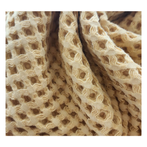 Tela Tejida de Algodón 100% de Primera Calidad, 320 g/m², con Textura Waffle Pique 3D, 150 cm, 320 g/m² - Product Image 2