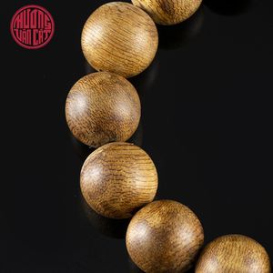 Bracelet en bois d'agar malaisien, perles rondes de 16 mm, teinte rouge, avec grain naturel riche, bijou élégant en bois d'oud - Product Image 4