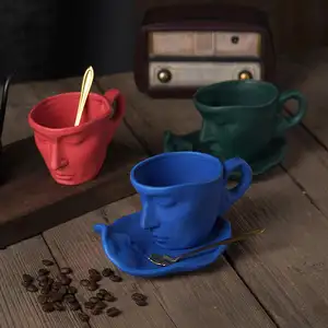 페이스 아트 디자인 260ml 세라믹 머그, 트레이가있는 크리에이티브 커피 컵, 맞춤형 컬러 밀크 티 물 마시는 머그