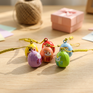 Campana de Viento de Latón Estilo Japonés Personalizada con Animales Pintados, Campana de Buena Suerte y Bendición, Accesorios Colgantes para Teléfono - Product Image 6