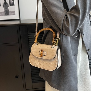 Borsa a Mano Firmata da <span class=keywords><strong>Donna</strong></span> Stile Vintage, Borsa a Spalla da <span class=keywords><strong>Donna</strong></span>, Borsa da Viaggio in Pelle PU da <span class=keywords><strong>Donna</strong></span>, Manico a Forma di Bambù, <span class=keywords><strong>Borse</strong></span> di <span class=keywords><strong>Marca</strong></span> da <span class=keywords><strong>Donna</strong></span> - Product Image 2