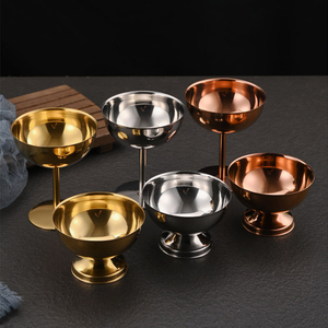Tazón para Helado en Forma de Copa de Acero Inoxidable con Tallo, Color Metálico, Copa de Postre de Alta Gama para Cafetería y Fiestas - Product Image 1