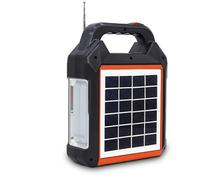 Kit générateur solaire 4500mAh batterie lithium 2 Modes de charge Téléphones mobiles Power Banks Radio FM intégrée et haut-parleur