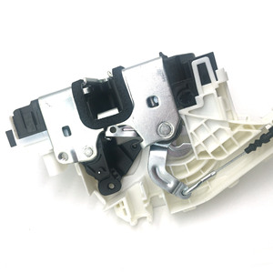 Mercedes-Benz ล็อคประตู W204 E350M W218 W212ด้านหลังขวาเซ็นทรัลล็อค4ขา4-A2047301435 - Product Image 5