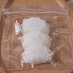 Trois adorables jouets anti-stress en silicone souple en forme de mouton, jouets sensoriels, récompense pour les fêtes, cadeaux pour enfants - Product Image 3
