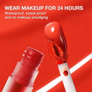 Lucidalabbra LOZEE a doppia punta non appiccicoso, texture leggera e traspirante, indossabile comodamente senza appiccicosità, adatto a tutte le stagioni - Product Image 3