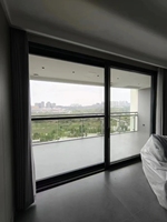 Op maat gemaakte villa-appartementen schuifdeuren van aluminium, lift-and-slide deuren met hurricane-bestendig glas en geluidsisolatie, te koop.