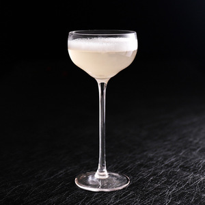 Vente en gros de verres fins <span class=keywords><strong>à</strong></span> vin sans plomb <span class=keywords><strong>verre</strong></span> en cristal bordeaux longue tige <span class=keywords><strong>verre</strong></span> <span class=keywords><strong>à</strong></span> champagne gobelet spiritueux tasse Nick et Nora <span class=keywords><strong>verre</strong></span> - Product Image 3