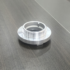 Accouplement en aluminium de Storz avec des crochets de rouleau, pour un engagement plus rapide et plus facile - Product Image 1