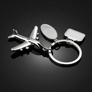 19款促销高品质罐定制标志飞机模型3D反光玩具锌合金钥匙扣制造商 - Product Image 6