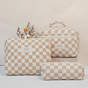 Bolsas de Cosméticos de Gran Capacidad con Tejido Tesselado, Bolsa de Almacenamiento y Organización de Lana a Cuadros con Bloques de Color, Bolsa de Cosméticos de Nailon - Product Image 1