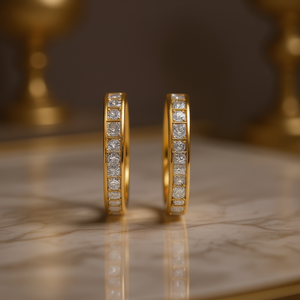 Orecchini a Cerchio in Oro E4068 con Diamanti Taglio Princess, Gioielli Classici da Donna - Product Image 2