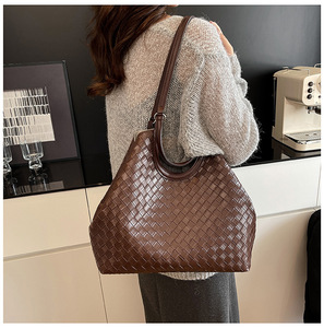 Nouveaux Sacs Bandoulière de Créateur Tendance en Cuir PU de Haute Qualité, Sacs Messager Décontractés, Cabas de Luxe pour Femmes, Sacs à Main et Pochettes - Product Image 6