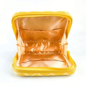 Luxury Gold Checked EVA Cosmetic <b>Case</b> Damask Fabric Outdoor Travel Portable <b>Makeup</b> Storage Bag - Product Image 1