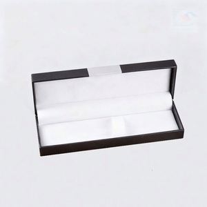 Caja Rígida de Cartón con Forma de Libro, Personalizada, Reutilizable y Ecológica, con Materiales Reciclados y Opción de Marco para Fotos - Product Image 2