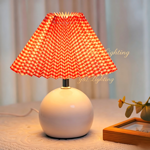 Lámpara de Mesa con Pantalla Cónica Plegable, Diseño a Cuadros Rojos, para Buró, Dormitorio, Sala de Estar, Decoración del Hogar - Product Image 5
