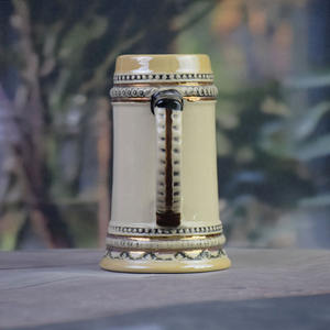 Chope à bière ou à vin en porcelaine en forme <span class=keywords><strong>de</strong></span> <span class=keywords><strong>tour</strong></span> <span class=keywords><strong>de</strong></span> château allemand - Sculpture <span class=keywords><strong>de</strong></span> chevalier en 3D, couvercle en aluminium, écologique, réutilisable, promotionnelle, pour <span class=keywords><strong>les</strong></span> fêtes - Product Image 4