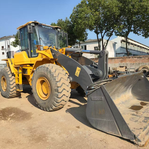 Chargeuse sur pneus Volvo L105 d'occasion bien entretenue, moteur Caterpillar, capacité nominale de 6 tonnes, pompe, engins de chantier - Product Image 3