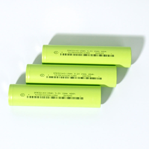 แบตเตอรี่แบบชาร์จได้รุ่นใหม่ 32140 15Ah 3.2V รอบการคายประจุ 1C/3C อุณหภูมิการใช้งาน -30~50 องศาเซลเซียส - Product Image 2