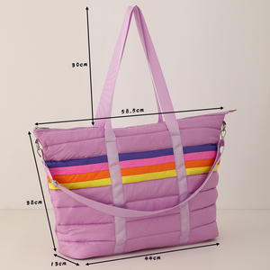 حقيبة حمل واسعة من مصمم لعطلة نهاية الأسبوع ، حقائب حمل منتفخة ومشرطة - Product Image 3